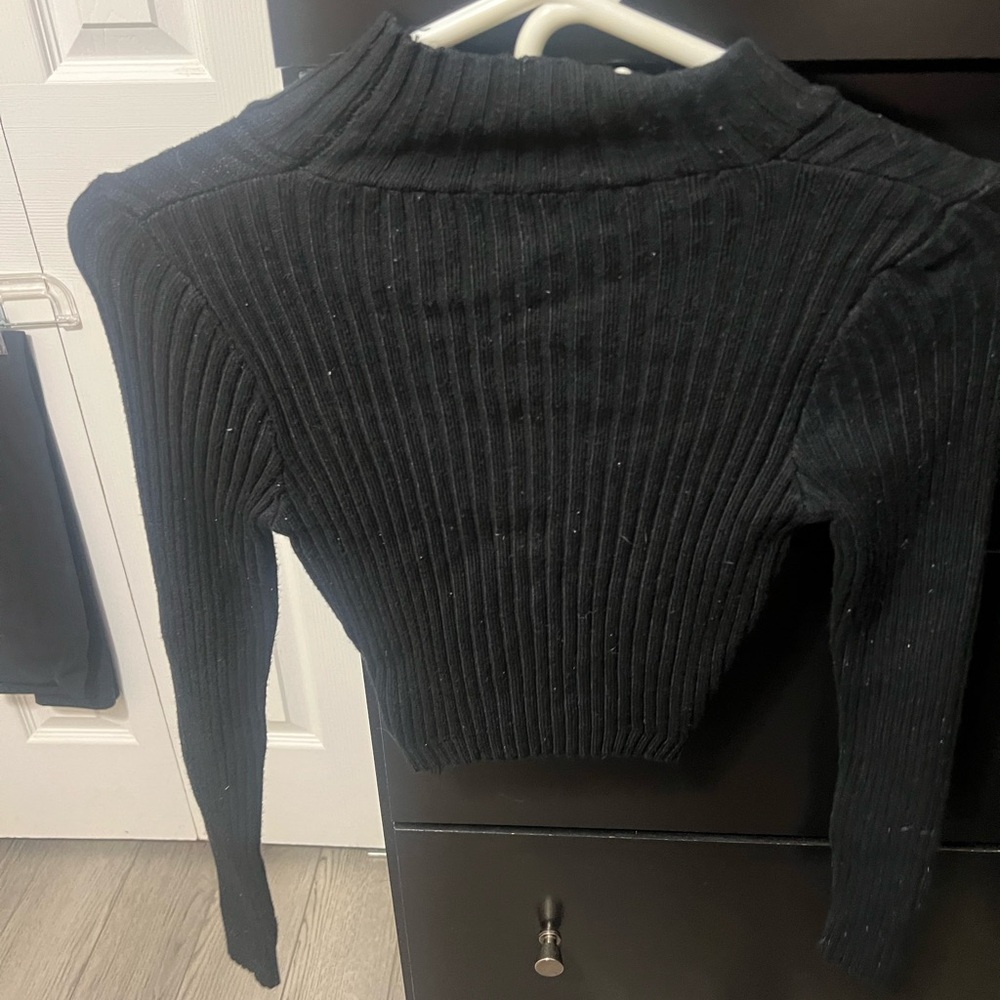 Crop top sweater, like new